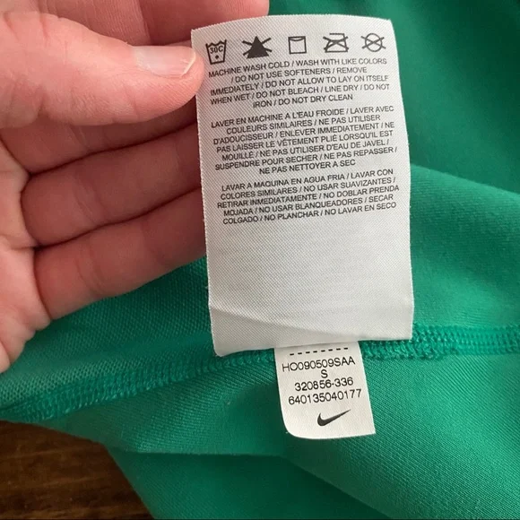 Nike FitDry Athletic Tank Women’s S (4-6) - Picture 9 of 10